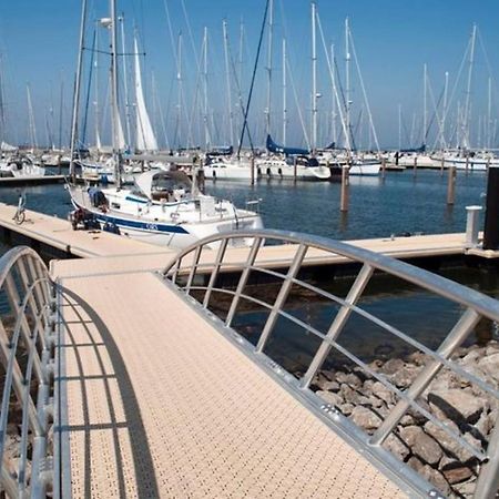 Ijsvogel Apartment, Duplex Family Home 4-Bed Located On The Largest Saltwater Lake بروينسي المظهر الخارجي الصورة