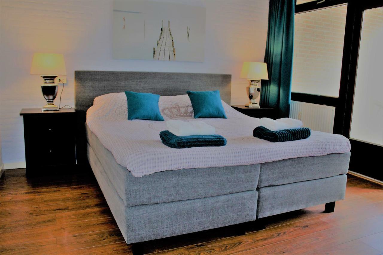 Ijsvogel Apartment, Duplex Family Home 4-Bed Located On The Largest Saltwater Lake بروينسي المظهر الخارجي الصورة